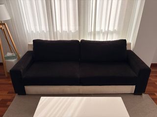 Sofá de tela color negro y beige
