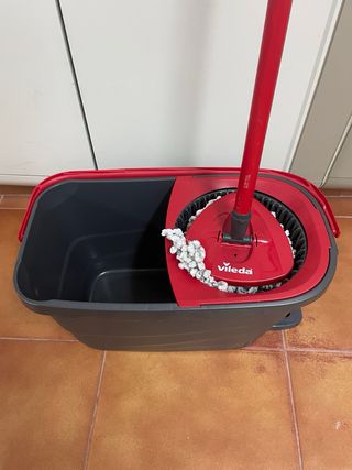 Cubo y fregona Vileda turbo smart