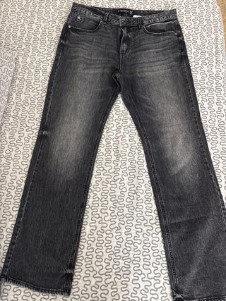 Tejanos Stradivarius negros rectos Talla XL