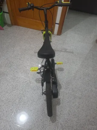 Bicicleta infantil BTWIN 16' y ruedines