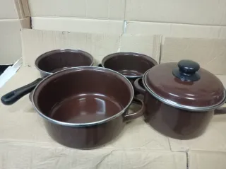 Lote cazo, olla y 2 cazuelas