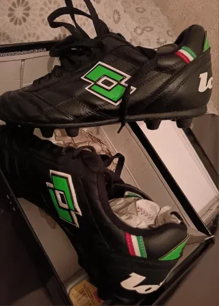 Botas de fútbol Lotto Stadio Edición especial