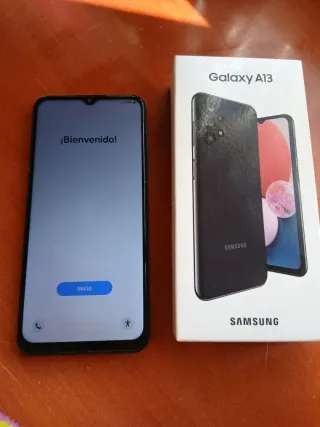 Samsung Galaxy A13 - 128GB / 4GB RAM.
