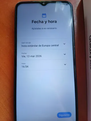 Samsung Galaxy A13 - 128GB / 4GB RAM.