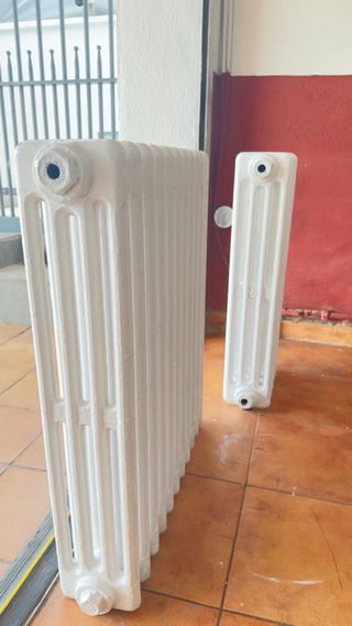 Lote de Radiadores de Hierro Fundido y uno de alum