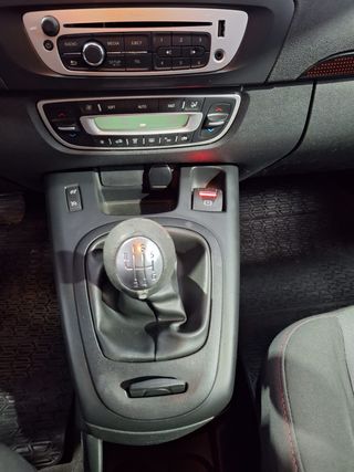 RENAULT Grand Scénic Dynamique Energy dCi 110 eco2