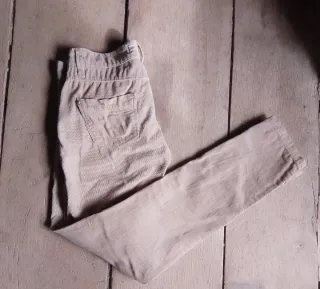 Pantalones pana tiro bajo años 2000