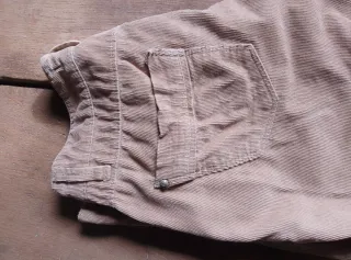 Pantalones pana tiro bajo años 2000