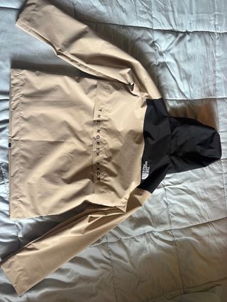 Chaqueta The North Face Beige y Negra