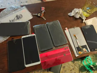 Lote de pantallas nuevas para teléfonos