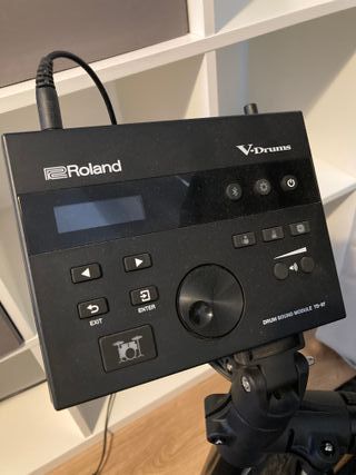 Batería Electrónica Roland TD-07 + Sillín + Pedal