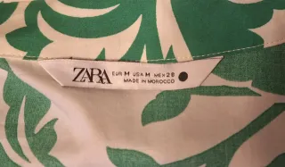 Vestido Zara floral verde y blanco