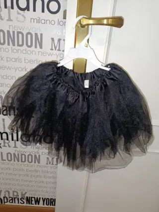 Disfraz brujita con sombrero más 1 falda tul