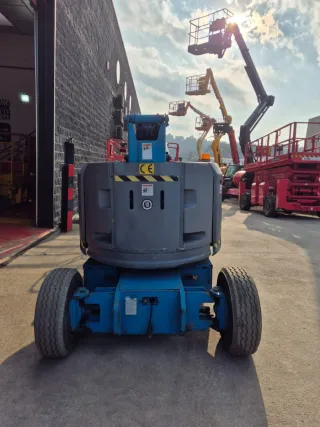 Plataforma Elevadora Articulada Eléctrica Genie