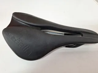 Sillín MTB Selle Italia Negro