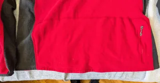 Forro polar The North Face rojo y negro