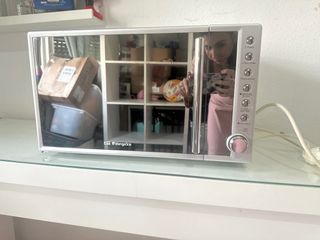 Microondas Orbegozo plateado