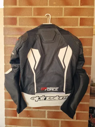 Mono Alpinestars GP Force Talla 50