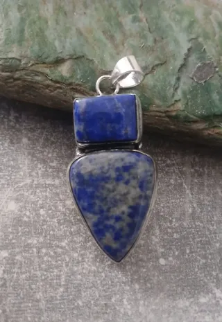 Ciondolo Argento Tibetano e Lapislazzuli