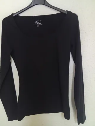 Lote 5 Tops/Camisetas Negras Talla M