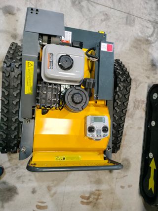 Desbrozadora/Segadora/trituradora radio control