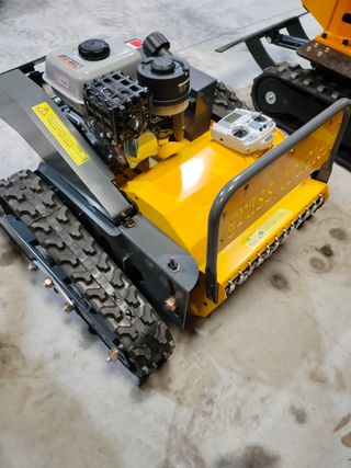 Desbrozadora/Segadora/trituradora radio control