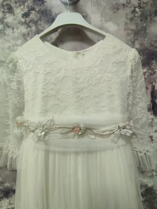 Vestido de comunión niña encaje