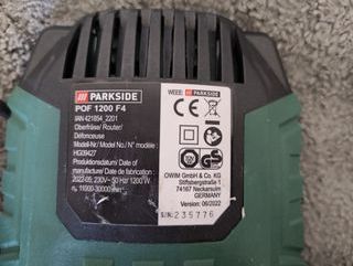 Fresadora Parkside POF 1200 F4 con accesorios