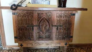 Mueble Castellano Madera Maciza. Son varias piezas