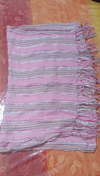 Foulard donna rosa con righe e frange
