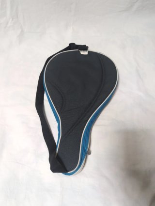 Funda raqueta pádel + pelotas Artengo