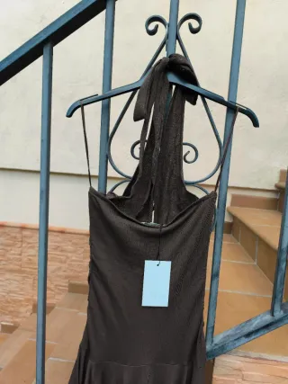 Vestido asimétrico marrón