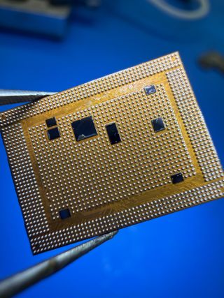 Reparación de pantallas iPhone con 1 año garantía