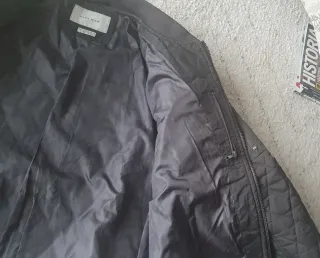 Zara Man Bomber Acolchada kaki