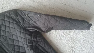 Zara Man Bomber Acolchada kaki