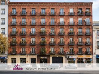 Piso en venta en Palos de Moguer en Madrid