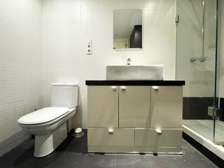 Piso en venta en Palos de Moguer en Madrid