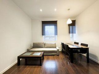 Piso en venta en Palos de Moguer en Madrid