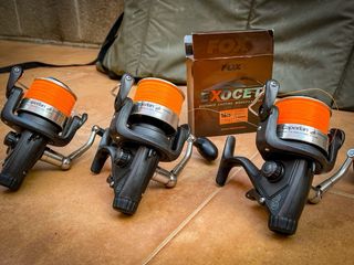 OPORTUNIDAD CARPFISHING – LOTE DE CAÑAS + CARRETES