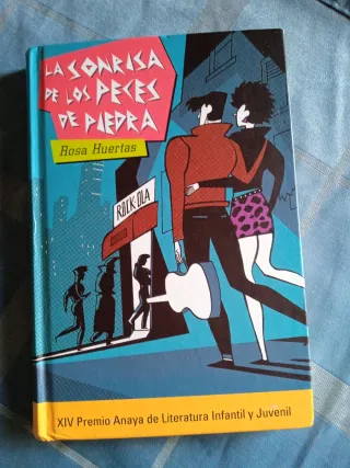 La sonrisa de los peces de piedra (Spanish Edit...