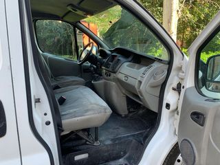 Nissan Primastar 2011