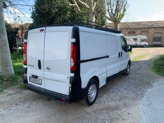 Nissan Primastar 2011