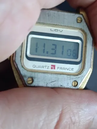 Reloj LOV Quartz France Digital Oro/Plata