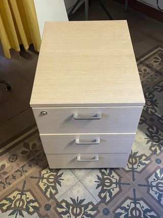 Mesa de oficina madera y metal + buck