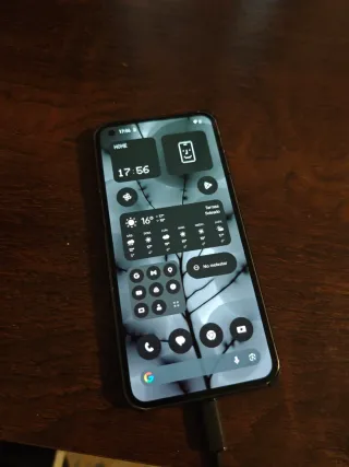 Nothing Phone (1) Negro