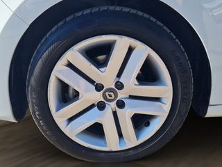 Clio Intens E-Tech Híbrido 104 kW (140CV)