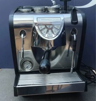 Cafetera industrial . Modelo  Simonelli de Luxe