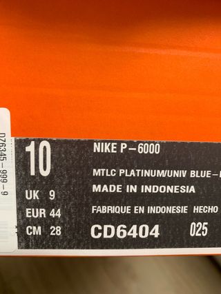 Zapatillas Nike P-6000 plateadas y azul