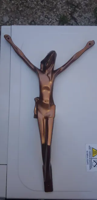 Figura de Cristo bronce