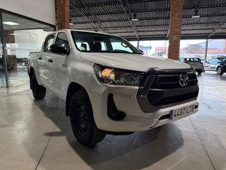 TOYOTA HILUX DOBLE CABINA 2.4 D-4D GX 150 CV 6VEL